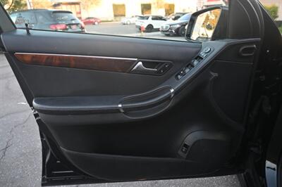 2012 Mercedes-Benz R 350   - Photo 18 - Norwalk, CA 90650-2241