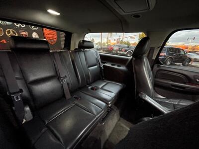 2012 Cadillac Escalade ESV Luxury   - Photo 39 - Norwalk, CA 90650-2241