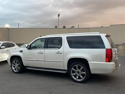 2012 Cadillac Escalade ESV Luxury   - Photo 8 - Norwalk, CA 90650-2241