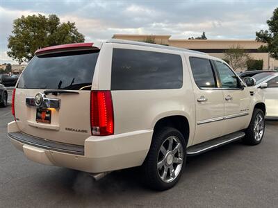 2012 Cadillac Escalade ESV Luxury   - Photo 14 - Norwalk, CA 90650-2241