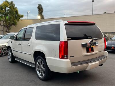 2012 Cadillac Escalade ESV Luxury   - Photo 9 - Norwalk, CA 90650-2241