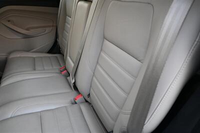 2017 Ford Escape SE   - Photo 43 - Norwalk, CA 90650-2241