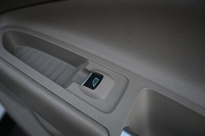 2017 Ford Escape SE   - Photo 57 - Norwalk, CA 90650-2241