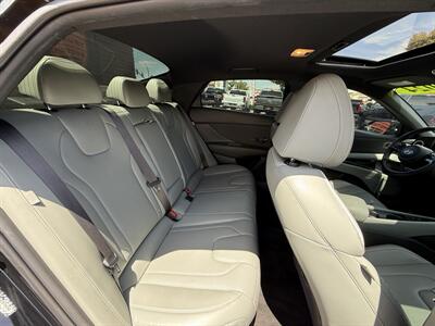 2024 Hyundai ELANTRA Hybrid Limited   - Photo 27 - Norwalk, CA 90650-2241