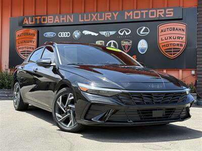 2024 Hyundai ELANTRA Hybrid Limited   - Photo 2 - Norwalk, CA 90650-2241