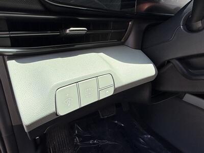 2024 Hyundai ELANTRA Hybrid Limited   - Photo 21 - Norwalk, CA 90650-2241