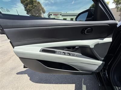 2024 Hyundai ELANTRA Hybrid Limited   - Photo 15 - Norwalk, CA 90650-2241