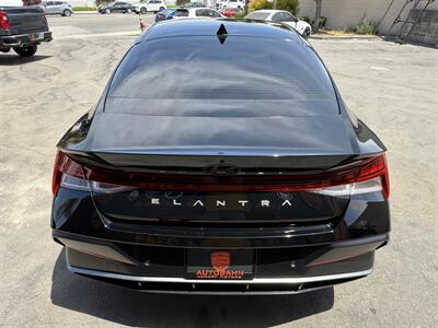 2024 Hyundai ELANTRA Hybrid Limited   - Photo 10 - Norwalk, CA 90650-2241