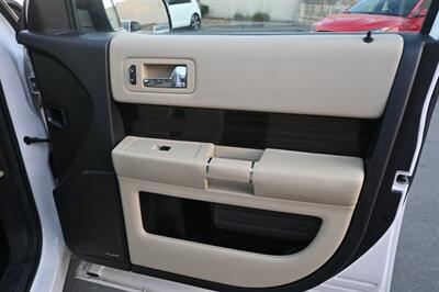 2013 Ford Flex SEL   - Photo 56 - Norwalk, CA 90650-2241