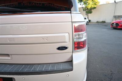 2013 Ford Flex SEL   - Photo 11 - Norwalk, CA 90650-2241