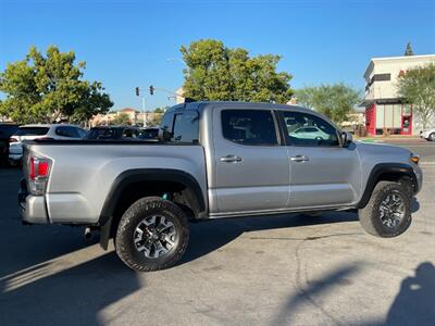 2020 Toyota Tacoma TRD Off-Road   - Photo 15 - Norwalk, CA 90650-2241