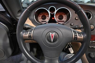 2006 Pontiac Solstice   - Photo 29 - Norwalk, CA 90650-2241