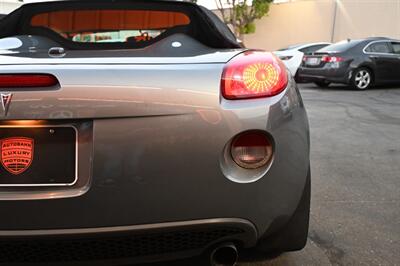 2006 Pontiac Solstice   - Photo 11 - Norwalk, CA 90650-2241