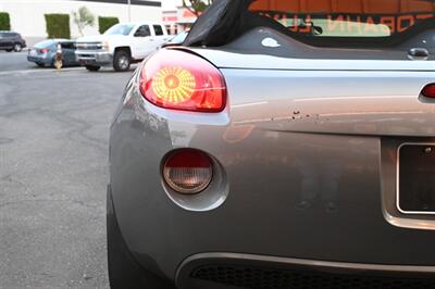 2006 Pontiac Solstice   - Photo 9 - Norwalk, CA 90650-2241