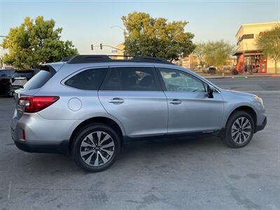 2017 Subaru Outback 3.6R Limited   - Photo 17 - Norwalk, CA 90650-2241