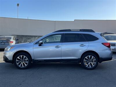 2017 Subaru Outback 3.6R Limited   - Photo 9 - Norwalk, CA 90650-2241