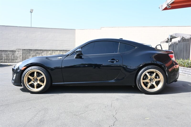 2016 Scion FR-S photo 6
