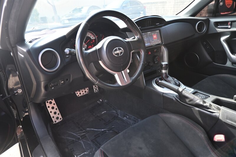 2016 Scion FR-S photo 22
