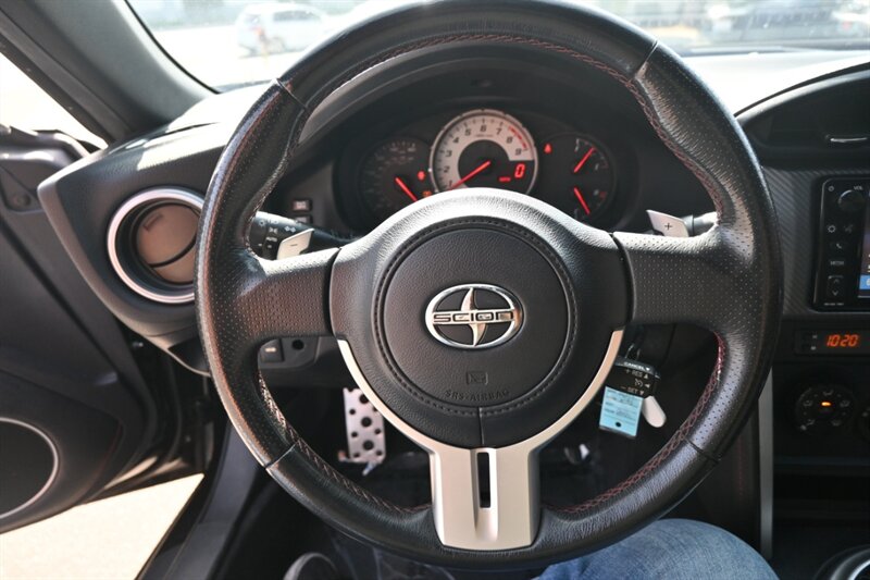 2016 Scion FR-S photo 23