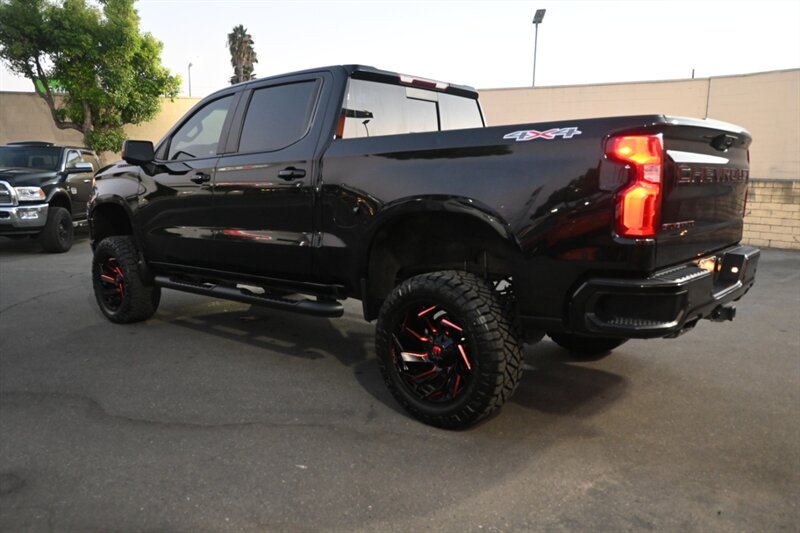 2022 Chevrolet Silverado 1500 RST photo 4