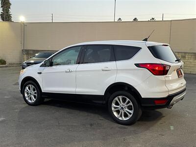 2019 Ford Escape SE   - Photo 8 - Norwalk, CA 90650-2241