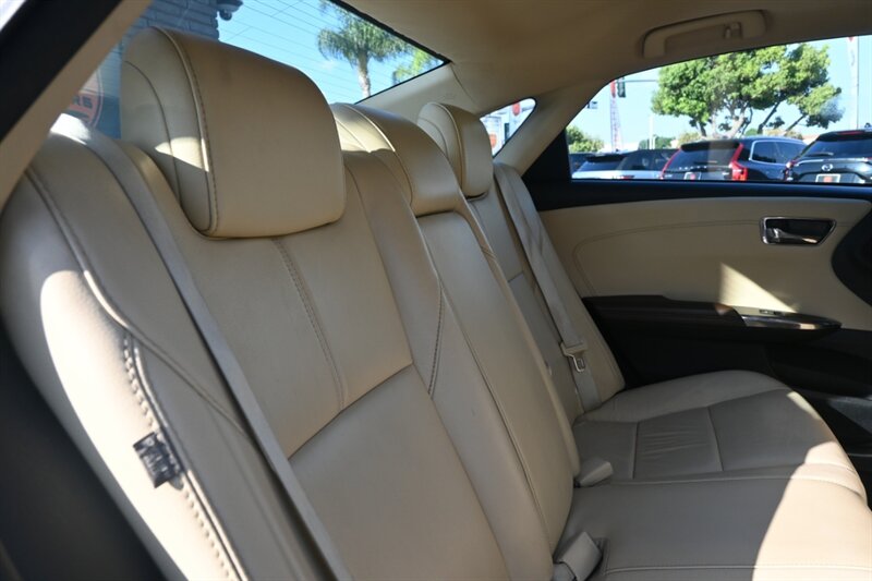 2015 Toyota Avalon Hybrid XLE Touring photo 43