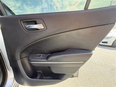2013 Dodge Charger SE   - Photo 24 - Norwalk, CA 90650-2241