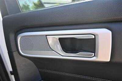 2022 Ford Explorer Hybrid Limited - Photo 52 - Norwalk, CA 90650-2241