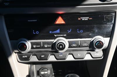 2020 Hyundai ELANTRA SEL   - Photo 34 - Norwalk, CA 90650-2241