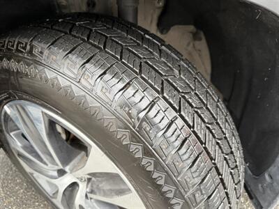 2022 Toyota Highlander XLE   - Photo 11 - Norwalk, CA 90650-2241