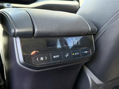 2022 Toyota Highlander XLE - Photo 35 - Norwalk, CA 90650-2241