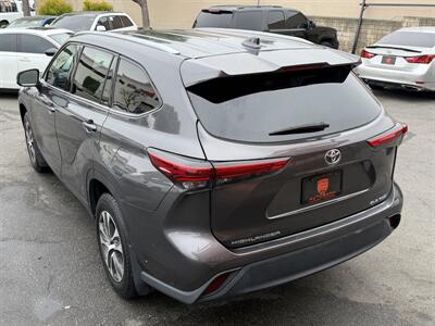 2022 Toyota Highlander XLE   - Photo 15 - Norwalk, CA 90650-2241