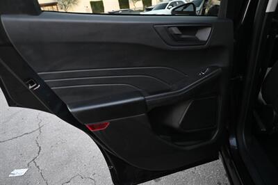 2022 Ford Escape Hybrid SE   - Photo 36 - Norwalk, CA 90650-2241