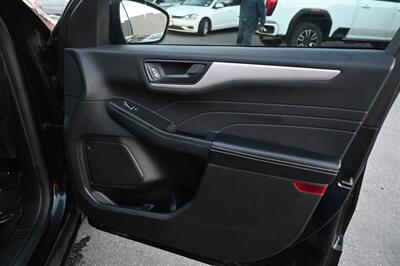 2022 Ford Escape Hybrid SE   - Photo 50 - Norwalk, CA 90650-2241