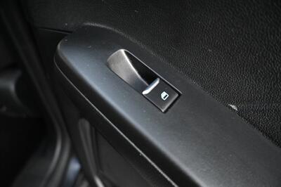 2022 Ford Escape Hybrid SE   - Photo 46 - Norwalk, CA 90650-2241