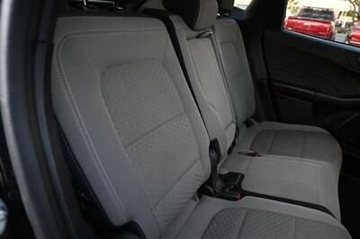 2022 Ford Escape Hybrid SE   - Photo 48 - Norwalk, CA 90650-2241