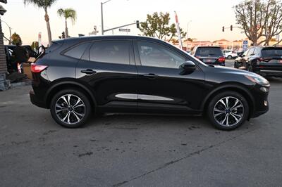 2022 Ford Escape Hybrid SE   - Photo 13 - Norwalk, CA 90650-2241