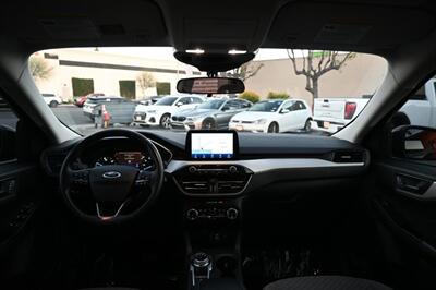 2022 Ford Escape Hybrid SE   - Photo 41 - Norwalk, CA 90650-2241