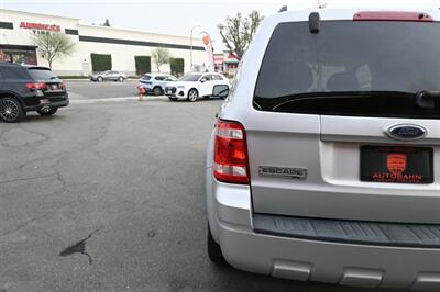2009 Ford Escape XLT   - Photo 9 - Norwalk, CA 90650-2241