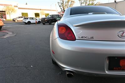 2003 Lexus SC 430   - Photo 9 - Norwalk, CA 90650-2241