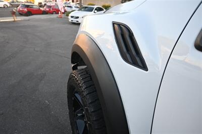 2017 Ford F-150 Raptor - Photo 16 - Norwalk, CA 90650-2241