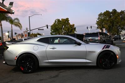 2018 Chevrolet Camaro 2SS   - Photo 32 - Norwalk, CA 90650-2241