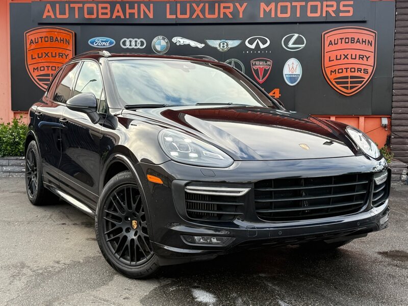 2016 Porsche Cayenne GTS
