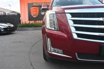 2018 Cadillac Escalade Luxury   - Photo 3 - Norwalk, CA 90650-2241