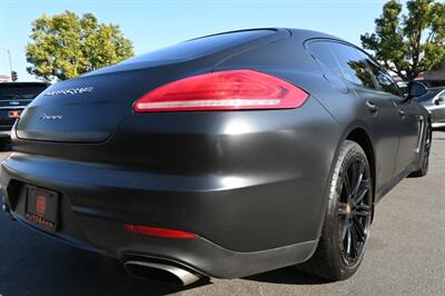 2016 Porsche Panamera Edition   - Photo 13 - Norwalk, CA 90650-2241