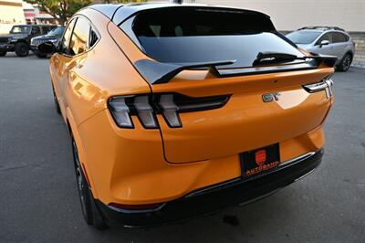 2022 Ford Mustang Mach-E GT   - Photo 11 - Norwalk, CA 90650-2241