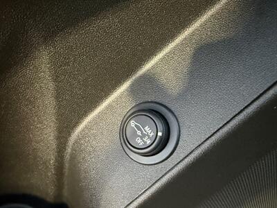 2022 Chevrolet Equinox RS - Photo 20 - Norwalk, CA 90650-2241