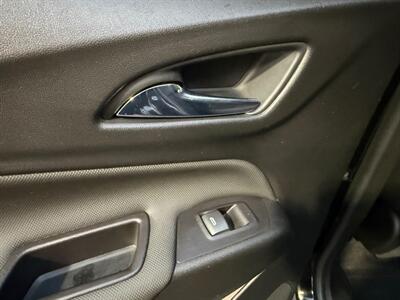 2022 Chevrolet Equinox RS - Photo 28 - Norwalk, CA 90650-2241