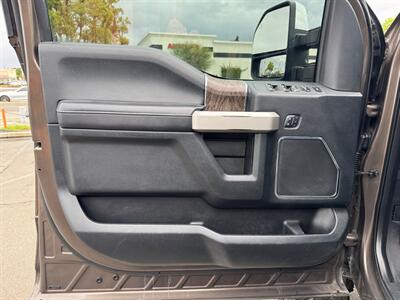2017 Ford F-250 Super Duty Lariat   - Photo 24 - Norwalk, CA 90650-2241