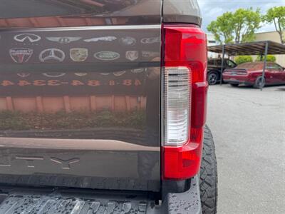 2017 Ford F-250 Super Duty Lariat   - Photo 19 - Norwalk, CA 90650-2241